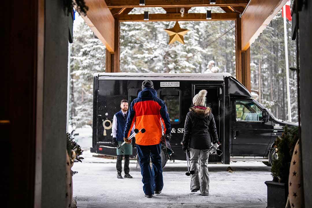 lake louise restaurant