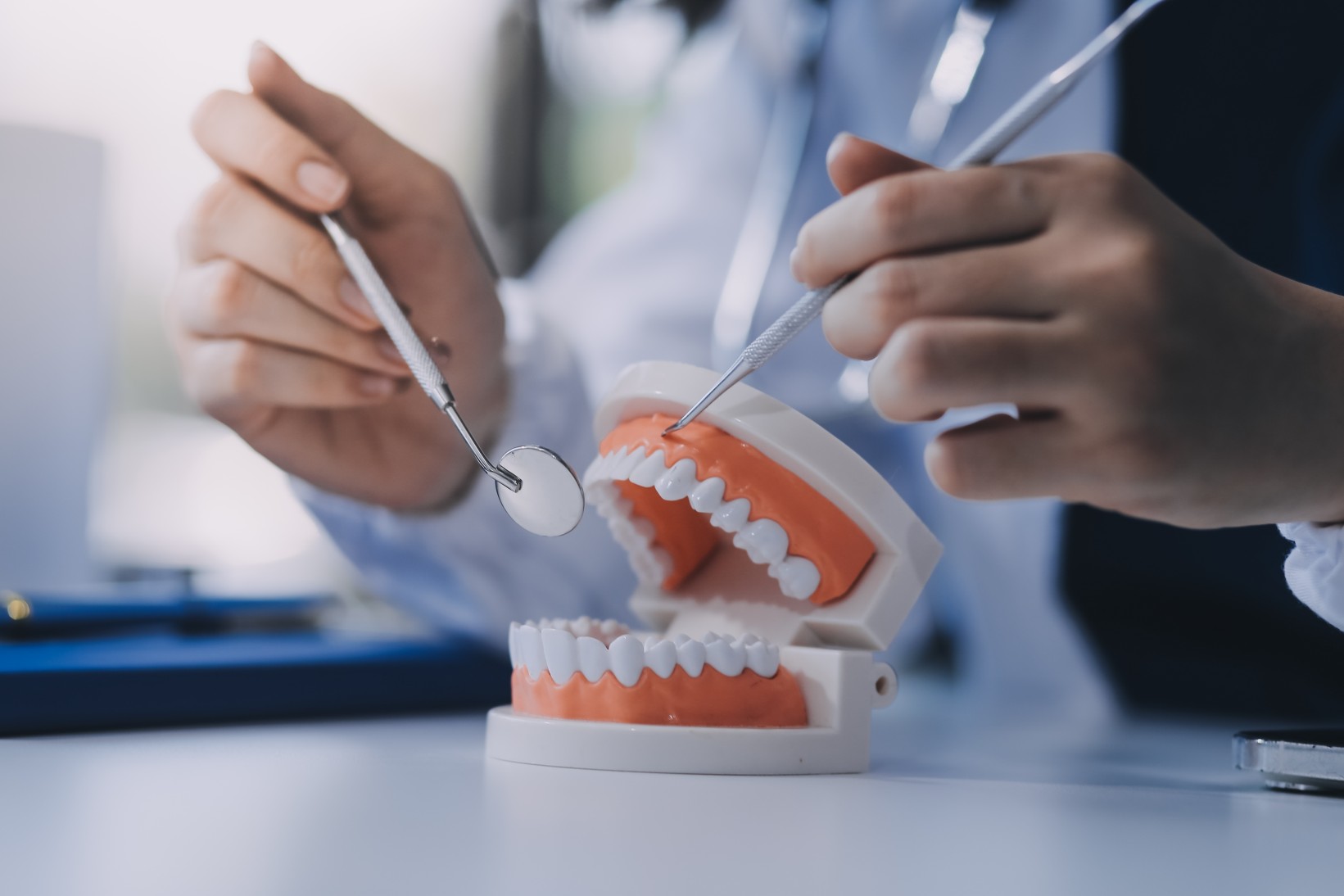 emergency dentist in Palmdale, CA